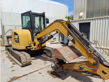 Excavadora de cadenas CAT 305.5ECR: foto 2