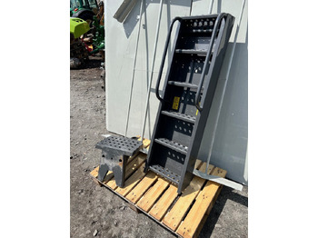 Peldaño para Maquinaria agrícola Claas Trion Dżwigar drabinki 0027017446: foto 3