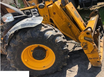 Mando final JCB