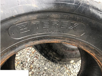 Neumático TEREX