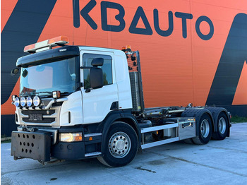 Camión multibasculante SCANIA P 400