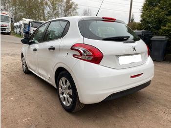 Hatchback Peugeot 208: foto 3