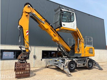 Manipulador de materiales LIEBHERR LH 22
