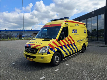 Ambulancia MERCEDES-BENZ Sprinter