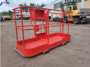 Plataforma de mástil vertical MANITOU