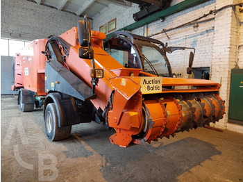 Maquinaria ganadera KUHN