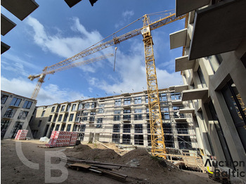 Grúa torre LIEBHERR