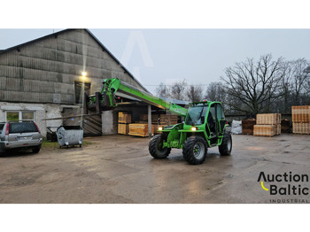 Manipulador telescópico MERLO