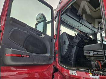 Remolque forestal Scania R 450: foto 5