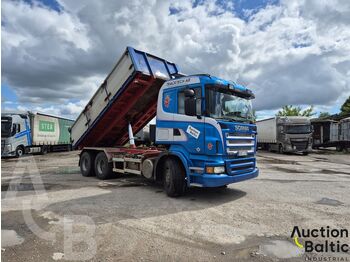 Camión volquete SCANIA R 620