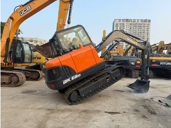 Excavadora de cadenas DOOSAN DX60
