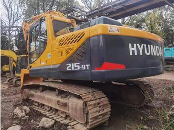 Excavadora de cadenas HYUNDAI R215