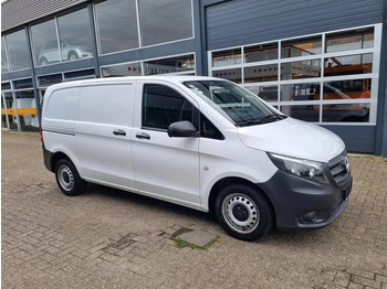 Furgoneta pequeña MERCEDES-BENZ Vito 111