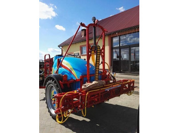 Pulverizador arrastrado BIARDZKI