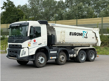 Camión volquete VOLVO FMX 430