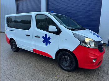 Ambulancia OPEL