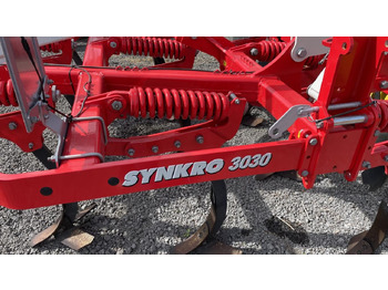 Cultivador nuevo Pöttinger SYNKRO 3030 NOVA: foto 5