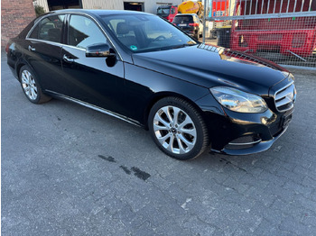 Coche MERCEDES-BENZ