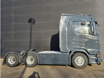 Cabeza tractora Scania S730 V8 6x4 / HYDRAULIC / FULL AIR / RETARDER: foto 3 Cabeza tractora Scania S730 V8 6x4 / HYDRAULIC / FULL AIR / RETARDER: foto 3