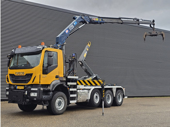Camión multibasculante IVECO Trakker