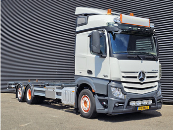 Camión portacontenedore/ Intercambiable Mercedes-Benz ACTROS 2640 6x2-4 / NL TRUCK: foto 2