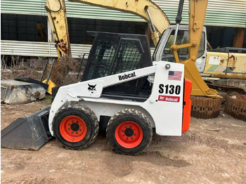 Minicargadora BOBCAT S130