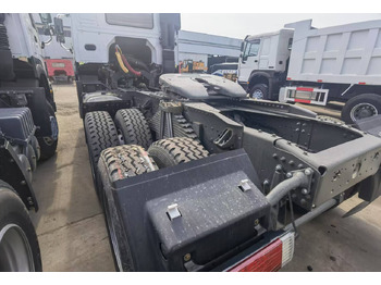 Cabeza tractora Sinotruk HOWO 371 Tractor: foto 4 Cabeza tractora Sinotruk HOWO 371 Tractor: foto 4