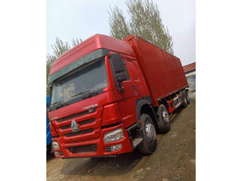 Camión portacontenedore/ Intercambiable SINOTRUK HOWO
