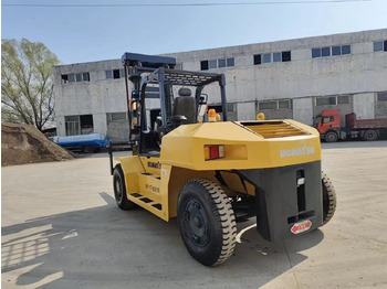 Carretilla elevadora diésel Komatsu FD150: foto 5 Carretilla elevadora diésel Komatsu FD150: foto 5