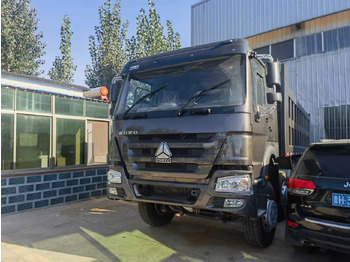 Camión volquete Sinotruk HOWO 8*4 Dump truck: foto 2 Camión volquete Sinotruk HOWO 8*4 Dump truck: foto 2