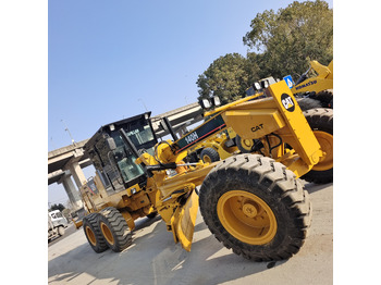 Grader CATERPILLAR 140H