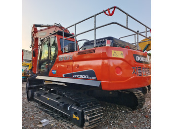 Excavadora de cadenas DOOSAN DX300LC-9C