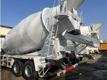 Camión hormigonera SINOTRUK HOWO