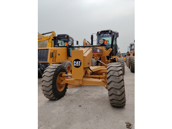 Grader CATERPILLAR 140H