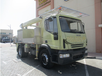 Camión con plataforma elevadora PALFINGER