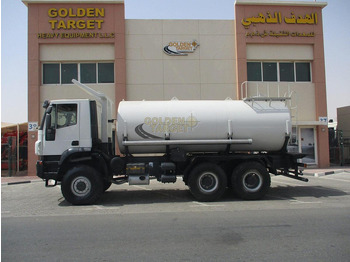 Camión cisterna Iveco TRAKKER 380: foto 5