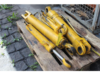 Cilindro hidráulico VOLVO