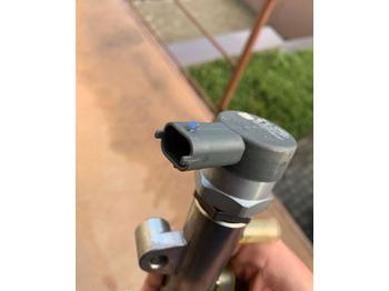 Procesamiento de combustible para Camión nuevo Listwa wtryskowa Bosch D E6 0445214248 IVECO Daily 3.0L: foto 4 Procesamiento de combustible para Camión nuevo Listwa wtryskowa Bosch D E6 0445214248 IVECO Daily 3.0L: foto 4