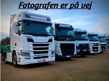 Camión multibasculante MERCEDES-BENZ Arocs 3251