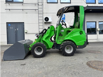 Cargadora articulada AVANT