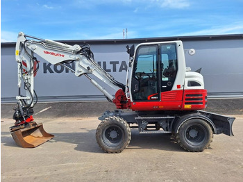 Excavadora de ruedas TAKEUCHI