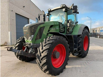 Tractor FENDT 828 Vario