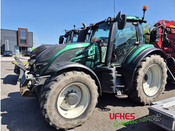 Tractor VALTRA T194