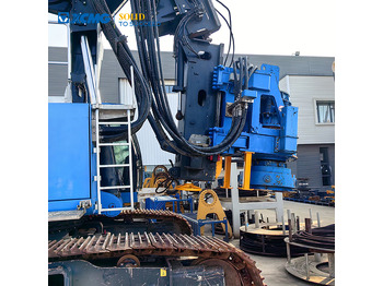 Perforadora XCMG XR240E