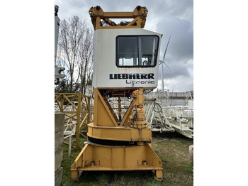 Grúa torre LIEBHERR