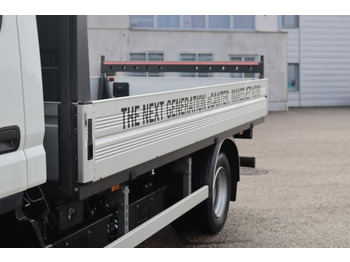 Camión chasis FUSO eCanter 4C15E: foto 3