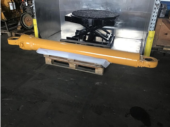 Cilindro hidráulico LIEBHERR