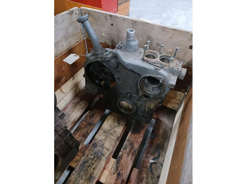 Motor y piezas LIEBHERR