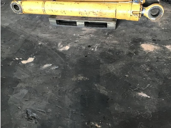 Cilindro hidráulico LIEBHERR