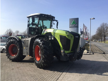 Tractor CLAAS Xerion